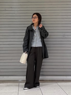 「le.coeur blanc（ルクールブラン）のツイルストレッチステンカラーコート（ステンカラーコート、グレー系）」を使った、komatsuさん（レディース・152cm）の冬コーディネート