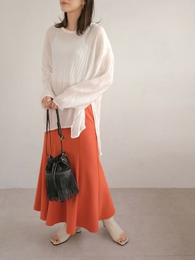 「アイテム（スカート、オレンジ系）」を使った、ANDJさん（レディース・165cm）の春コーディネート