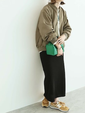 「reca（レカ）のアイテム（MA-1）」を使った、recastaffさん（レディース・165cm）の秋コーディネート