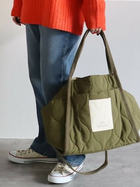 「reca（レカ）のアイテム（バッグ）」を使った、recastaffさん（レディース・165cm）の秋コーディネート