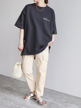 「reca（レカ）のアイテム（カーゴパンツ）」を使った、recastaffさん（レディース・158cm）の春コーディネート