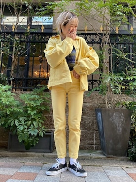 「Levi's（リーバイス）のアイテム（ニット/セーター）」を使った、リーバイス STAFF WOMENさん（レディース・153cm）の春コーディネート
