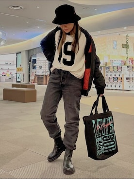 「Levi's（リーバイス）のアイテム（ブルゾン）」を使った、リーバイス STAFF WOMENさん（レディース・158cm）の春コーディネート