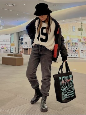 リーバイス STAFF WOMENさんの（Levi's | リーバイス）を使ったコーディネート