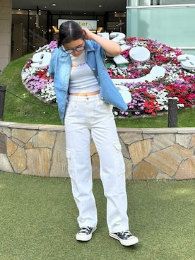 「Levi's（リーバイス）のアイテム（カーゴパンツ）」を使った、リーバイス STAFF WOMENさん（レディース・159cm）の夏コーディネート