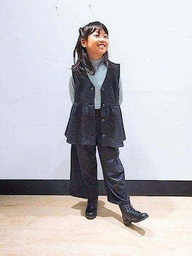 「a.v.v（アーヴェヴェ）のアイテム」を使った、avv_kidsstaffさん（キッズ・134cm）の秋コーディネート
