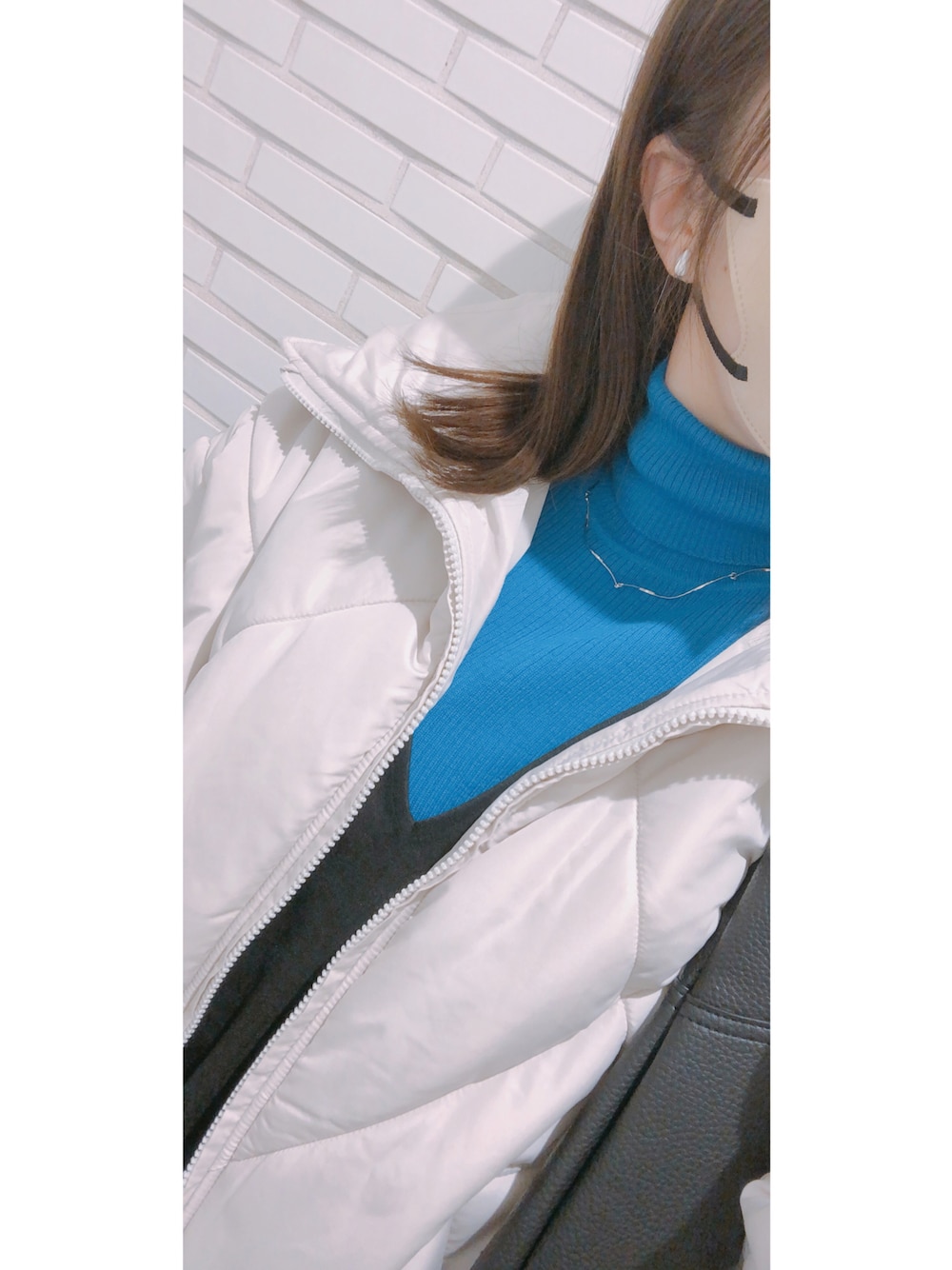 「talbyyumi、LULALA、UNIQLO、ユニクロ、LaxDanTia、terawearemu、しまむら購入品、しまパト、しまむら、プチプラファッション、プチプラコーデ、ブルーニット、青ニット」｜「UNIQLOのアイテム（ニット/セーター、ブルー系）」を使った、さやかさん（レディース・161cm）の冬コーディネートの1枚目の写真