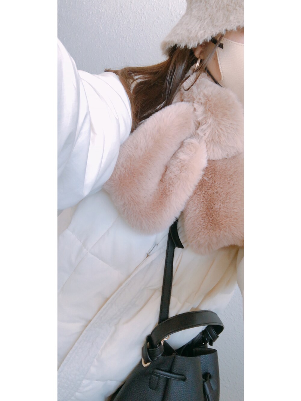「talbyyumi、しまむら購入品、しまパト、しまむら、ReEDIT、淡色女子、淡色コーデ、プチプラファッション、プチプラコーデ」｜「しまむらのアイテム（マフラー、ベージュ系）」を使った、さやかさん（レディース・161cm）の冬コーディネートの1枚目の写真