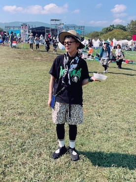 「Onitsuka Tiger（オニツカタイガー）のアイテム」を使った、よちさん（レディース・158cm）の秋コーディネート