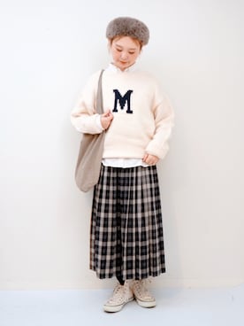 「chambre de charme（シャンブルドゥシャーム）のアイテム（スカート）」を使った、よちさん（レディース・157cm）の冬コーディネート