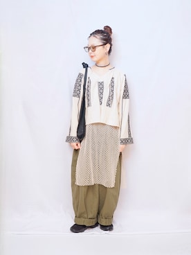 「アイテム（スニーカー）」を使った、よちさん（レディース・158cm）の秋コーディネート