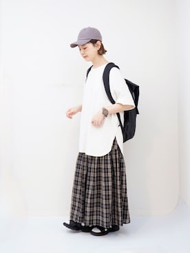 「SMELLY（スメリー）のアイテム（帽子）」を使った、よちさん（レディース・157cm）の夏コーディネート