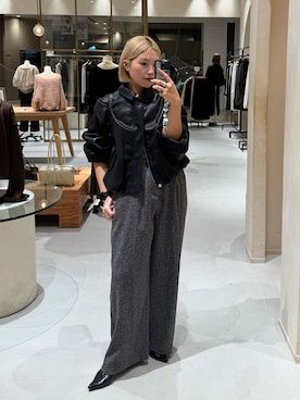 「アイテム（パンプス）」を使った、yabu_lemageさん（レディース・162cm）の秋コーディネート