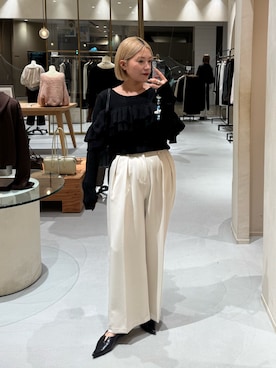 「アイテム（パンプス）」を使った、yabu_lemageさん（レディース・162cm）の秋コーディネート