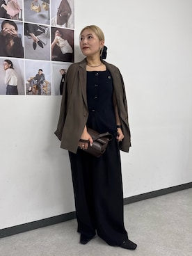 「アイテム（パンプス）」を使った、yabu_lemageさん（レディース・162cm）の秋コーディネート