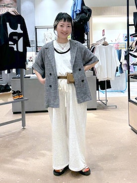 「アイテム（ベルト、イエロー系）」を使った、MIKUさん（レディース・150cm）の夏コーディネート