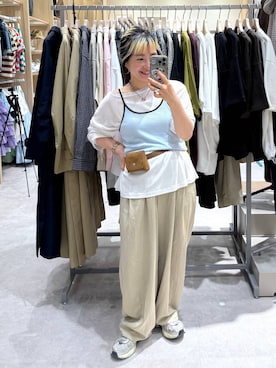 「LOWRYS FARM（ローリーズファーム）のＵＳＥＦＵＬシアープルオーバー　580950（Tシャツ/カットソー、ホワイト系）」を使った、MIKUさん（レディース・150cm）の春コーディネート