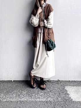 「ITEMS URBANRESEARCH（アイテムズ アーバンリサーチ）のニットベストドッキングワンピース（ワンピース）」を使った、Lilyさん（レディース・160cm）の春コーディネート