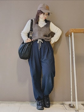 「tiptop」｜「アイテム（スウェットパンツ）」を使った、yakkoさん（レディース・152cm）の秋コーディネート