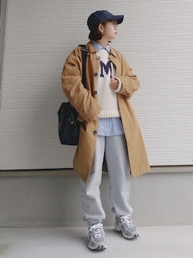 「白ニット」｜「アイテム（トレンチコート）」を使った、yakkoさん（レディース・152cm）の冬コーディネート