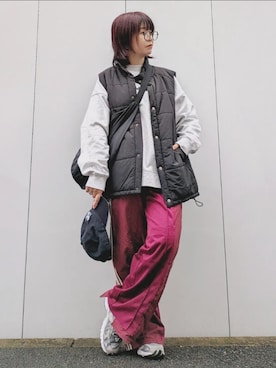 「アイテム（スウェットパンツ、レッド系）」を使った、yakkoさん（レディース・152cm）の秋コーディネート