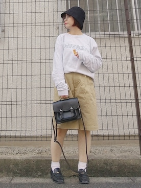 「サッチェルバッグ」｜「アイテム（帽子）」を使った、yakkoさん（レディース・152cm）の秋コーディネート