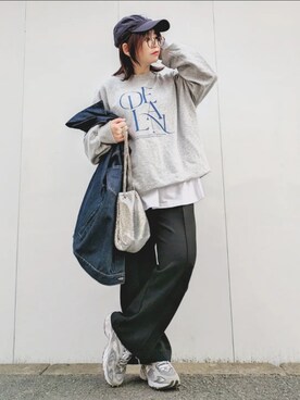 「feepur（フェピュール）のアイテム（スウェット）」を使った、yakkoさん（レディース・152cm）の春コーディネート