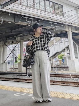 「JEANASIS（ジーナシス）のアイテム（ボストンバッグ）」を使った、yakkoさん（レディース・152cm）の秋コーディネート