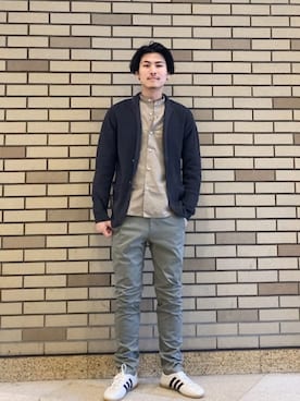 「SHIPS（シップス）のアイテム（パンツ）」を使った、木村さん（メンズ・178cm）の春コーディネート