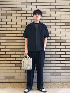 「SHIPS（シップス）のSHIPS:〈セットアップ対応/ 撥水〉Comfy Line DRYAIR ショートスリーブ シャツ（シャツ/ブラウス、ブラック系）」を使った、木村さん（メンズ・178cm）の夏コーディネート