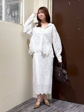 「mysty woman（ミスティウーマン）のミドルボストンBAG　495424（ボストンバッグ、ブラウン系）」を使った、さかべちゃんさん（レディース・167cm）の春コーディネート