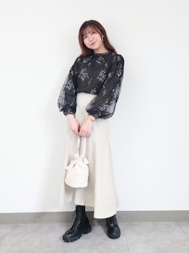 さかべちゃんさんのコーディネート