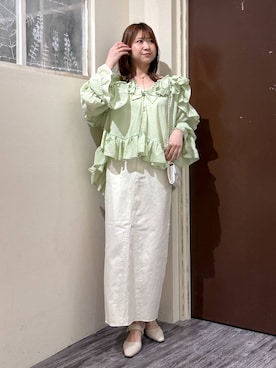 「mysty woman（ミスティウーマン）のチェーンミニショルダー 665491（ショルダーバッグ、ホワイト系）」を使った、さかべちゃんさん（レディース・167cm）の春コーディネート