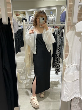 「スリットワンピース」｜「アイテム（ブルゾン）」を使った、moekaさん（レディース・156cm）の春コーディネート