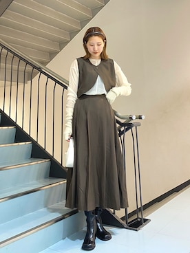 「KBF（ケイビーエフ）のアイテム（シューズ）」を使った、ayaさん（レディース・165cm）の秋コーディネート