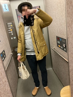 「WOOLRICH（ウールリッチ）のアイテム（ダウンジャケット/コート）」を使った、classicoairさん（メンズ・172cm）の冬コーディネート