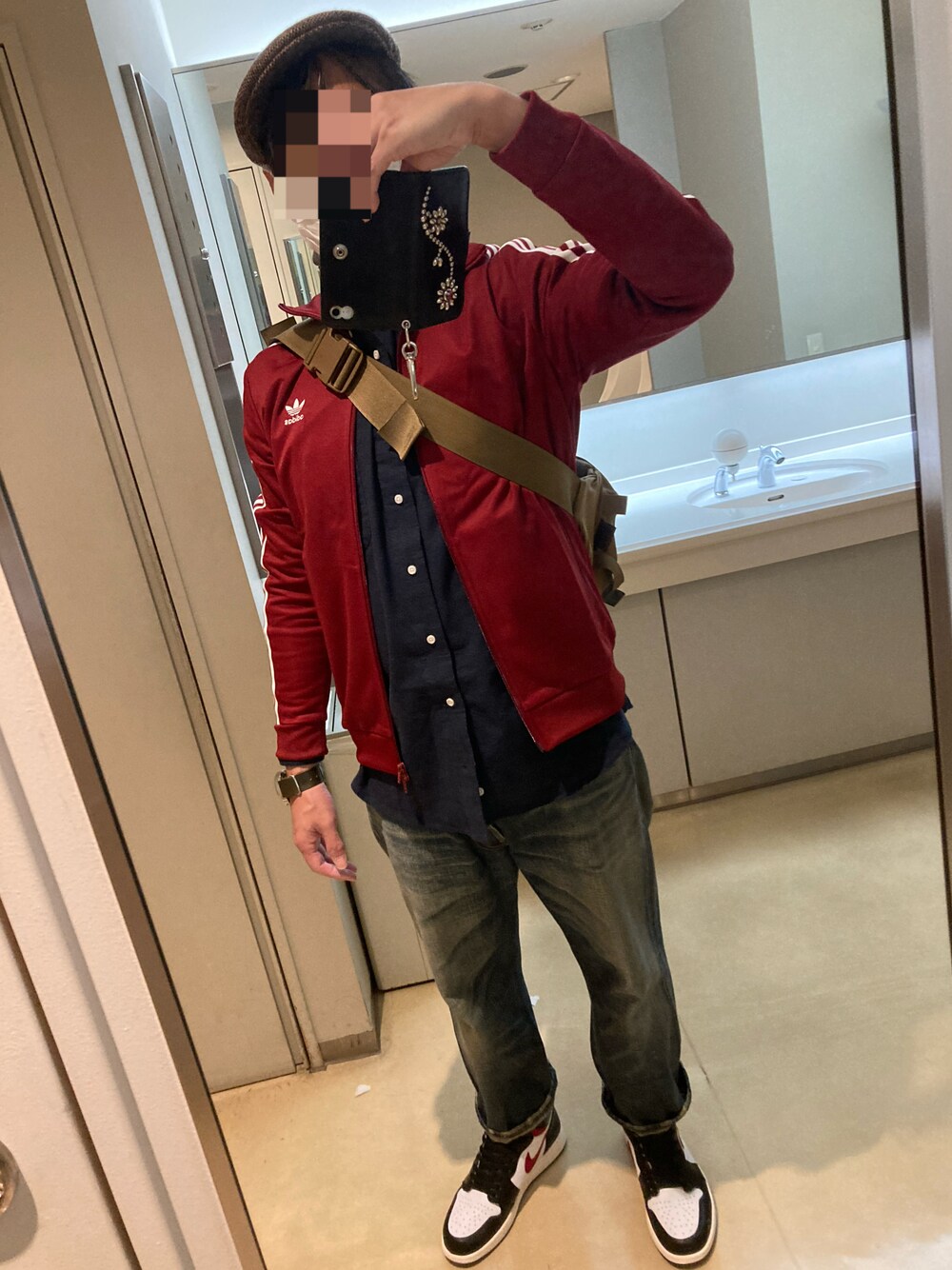 「LEVI'S VINTAGE CLOTHINGの71501-0007（デニムパンツ、ブルー系）」を使った、classicoairさん（メンズ・172cm）の秋コーディネートの1枚目の写真