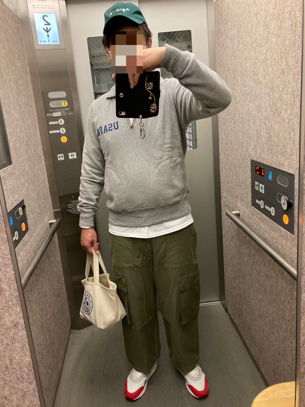 「GILDANの6.0 oz ウルトラコットン胸ポケットロングスリーブTシャツ （Tシャツ/カットソー、ホワイト系）」を使った、classicoairさん（メンズ・172cm）の春コーディネートの1枚目の写真