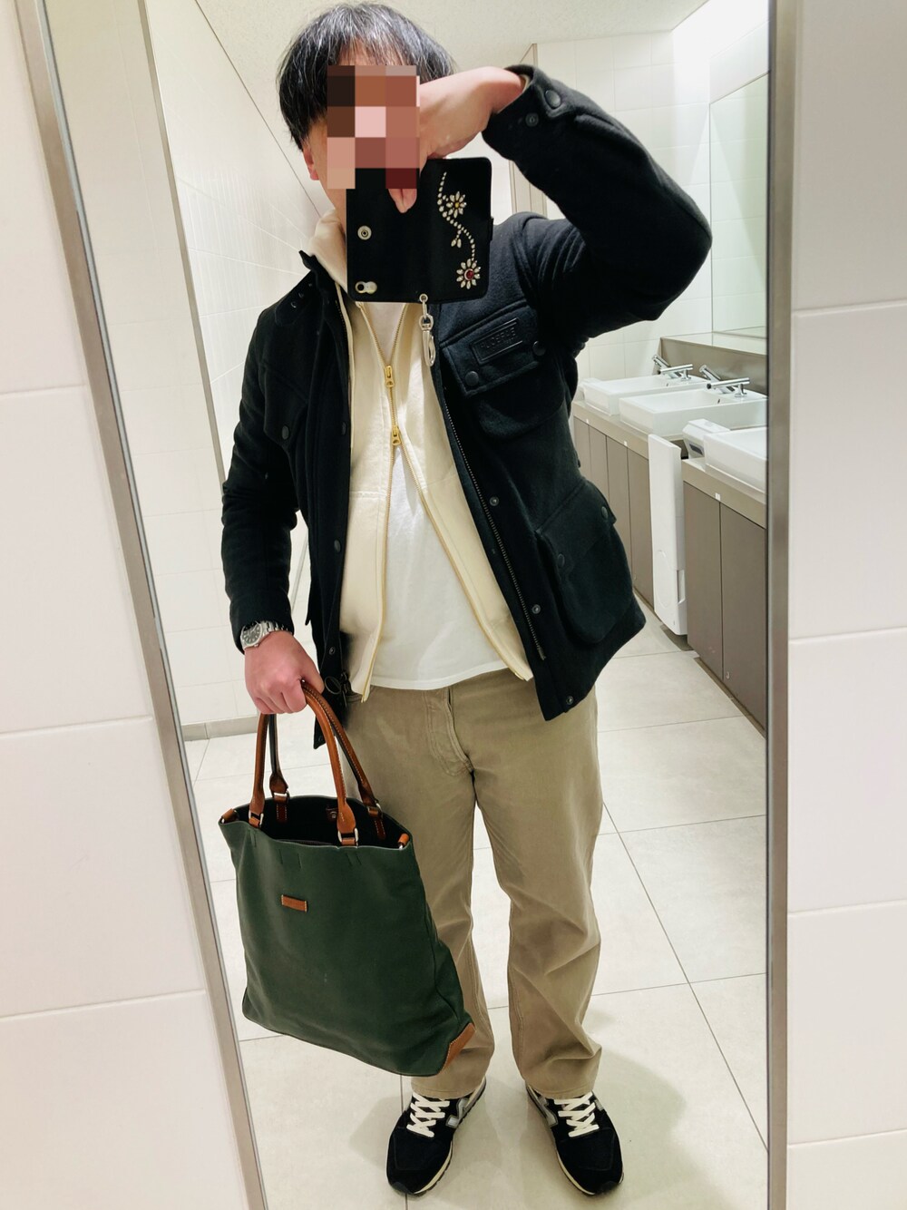 「Levi'sの90s 501 PRESHRUNK JEANS MADE IN USA（デニムパンツ、ベージュ系）」を使った、classicoairさん（メンズ・172cm）の冬コーディネートの1枚目の写真