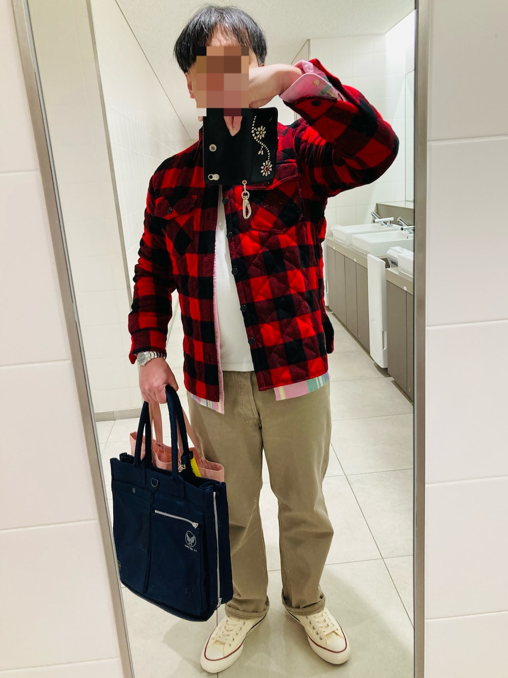 「Levi'sの90s 501 PRESHRUNK JEANS MADE IN USA（デニムパンツ、ベージュ系）」を使った、classicoairさん（メンズ・172cm）の冬コーディネートの1枚目の写真