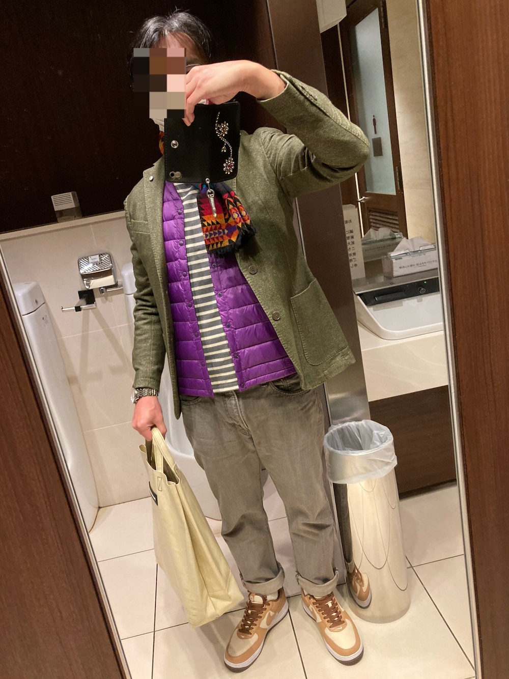 「orSlowの107 スリムフィット ジーンズ（デニムパンツ、グレー系）」を使った、classicoairさん（メンズ・172cm）の秋コーディネートの1枚目の写真