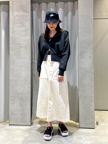 Champion スウェットシャツとコーデュロイスカートセット Champion スウェットシャツとコーデュロイスカートセット