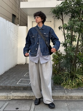 「Guess（ゲス）のアイテム」を使った、YUSEIさん（メンズ・178cm）の春コーディネート