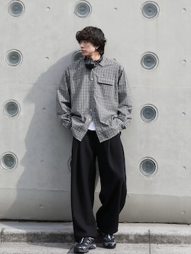 「アイテム（スウェットパンツ）」を使った、YUSEIさん（メンズ・178cm）の春コーディネート