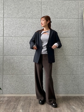 「アイテム（ノーカラージャケット、ブルー系）」を使った、haruna (CODE A)さん（レディース・164cm）の秋コーディネート