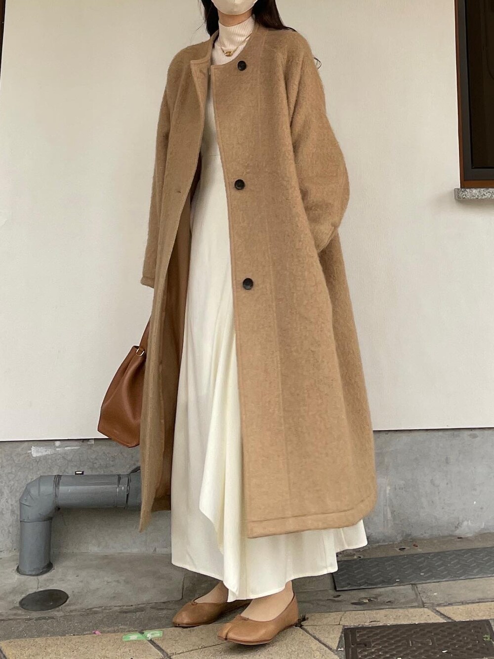 「Louere、カジュアルコーデ、ニット、冬コーデ、骨格ウェーブ」｜「lourenのアイテム（ジャケット/アウター、ベージュ系）」を使った、chieriさん（レディース・162cm）の冬コーディネートの1枚目の写真