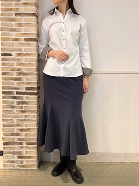 「アイテム（ビジネスシャツ）」を使った、BRICK HOUSE by Tokyo Shirts 静岡マークイズ店さん（レディース・167cm）の秋コーディネート