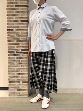 「アイテム（ビジネスシャツ）」を使った、BRICK HOUSE by Tokyo Shirts 静岡マークイズ店さん（レディース・155cm）の夏コーディネート