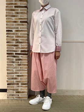 「アイテム（ビジネスシャツ）」を使った、BRICK HOUSE by Tokyo Shirts 静岡マークイズ店さん（レディース・155cm）の秋コーディネート