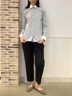 「アイテム（ビジネスシャツ）」を使った、BRICK HOUSE by Tokyo Shirts 静岡マークイズ店さん（レディース・167cm）の秋コーディネート